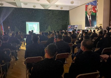 Milli Qəhrəman Mübariz İbrahimovun xatirəsi anılıb Milli Qəhrəman Mübariz İbrahimovun xatirəsi anılıb
