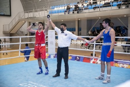 Gənclər arasında boks üzrə Azərbaycan birinciliyi başa çatıb