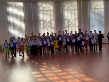 İdman bal rəqsləri üzrə Bakı birinciliyi və çempionatı keçirilib