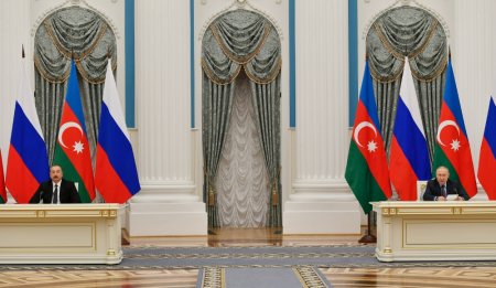 Prezident İlham Əliyev və Prezident Vladimir Putin mətbuata bəyanatlarla çıxış ediblər YENİLƏNİB Prezident İlham Əliyev və Prezident Vladimir Putin mətbuata bəyanatlarla çıxış ediblər YENİLƏNİB