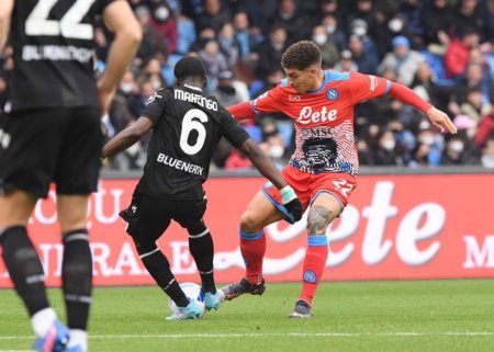 İtaliya A Seriyası: "Napoli" son dəqiqələrdə vacib qələbə qazanıb
