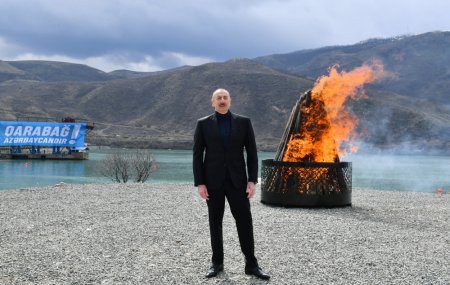 Prezident İlham Əliyevin Novruz bayramı münasibətilə Azərbaycan xalqına təbriki - FOTOLAR Prezident İlham Əliyevin Novruz bayramı münasibətilə Azərbaycan xalqına təbriki - FOTOLAR