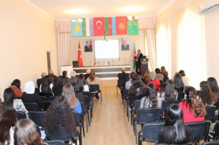 Riyaziyyat bütün elmlərin açarıdır