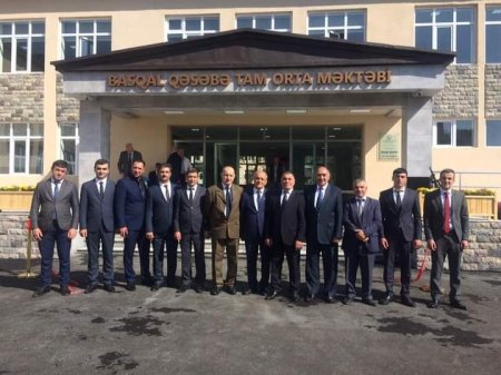 YAŞIDIMIZ, YAXUD “OLDUĞU KİMİ GÖRÜNƏN, GÖRÜNDÜYÜ KİMİ OLAN ADAM”... YAŞIDIMIZ, YAXUD “OLDUĞU KİMİ GÖRÜNƏN, GÖRÜNDÜYÜ KİMİ OLAN ADAM”...