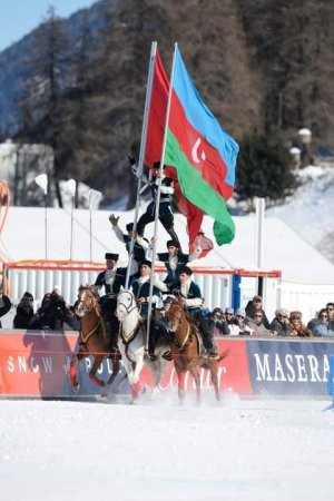 TURANA GEDƏN YOL. - Şəhla XƏLİLQIZI