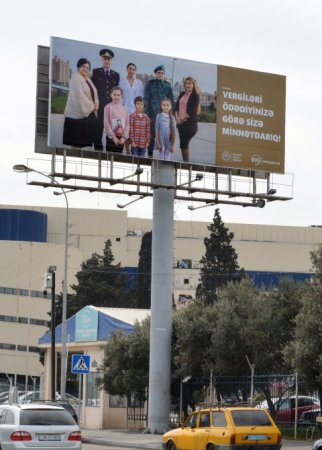 Vergi sahəsi ilə bağlı məlumatlandırma və maarifləndirmə işləri aparılır