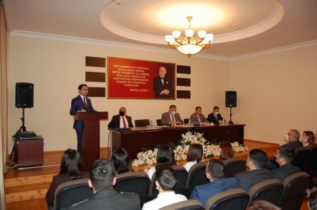 YAP Xəzər rayon təşkilatında “Müasir cəmiyyətimizdə gənclərin rolu və vəzifələri” adlı konfrans keçirilib