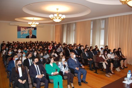 YAP Xəzər rayon təşkilatında “Müasir cəmiyyətimizdə gənclərin rolu və vəzifələri” adlı konfrans keçirilib