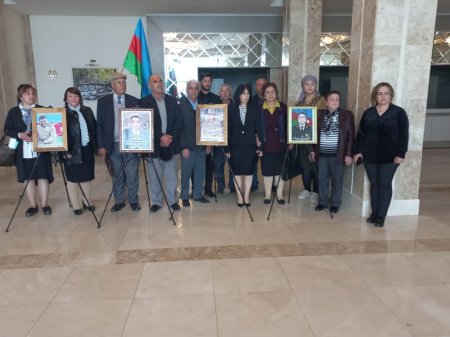 QƏBƏLƏDƏ "Vətəni sevən yaşadar" adlı bir kəndin iki oğlu tədbir keçirdi - FOTOLAR