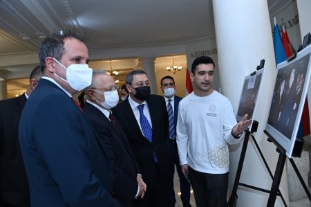 Azərbaycanda Macarıstan ilə diplomatik münasibətlərin qurulmasının 30 illiyi qeyd olunub