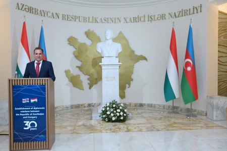 Azərbaycanda Macarıstan ilə diplomatik münasibətlərin qurulmasının 30 illiyi qeyd olunub
