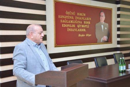 Şamaxıda görkəmli oftalmoloq-alim, akademik Zərifə xanım Əliyevanın anadan olmasının 99-cu ildönümü qeyd edilib Şamaxıda görkəmli oftalmoloq-alim, akademik Zərifə xanım Əliyevanın anadan olmasının 99-cu ildönümü qeyd edilib