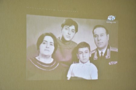 Şamaxıda görkəmli oftalmoloq-alim, akademik Zərifə xanım Əliyevanın anadan olmasının 99-cu ildönümü qeyd edilib Şamaxıda görkəmli oftalmoloq-alim, akademik Zərifə xanım Əliyevanın anadan olmasının 99-cu ildönümü qeyd edilib