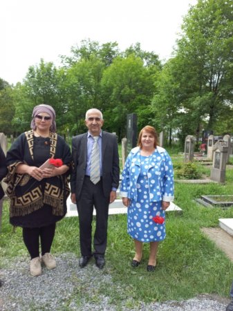 Çağdaş Azərbaycan ədəbiyyatının görkəmli nümayəndəsi, Xalq şairi Musa Yaqubun vəfatının bir illiyi münasibətilə mayın 7-də onun doğulduğu İsmayıllı rayonunun Buynuz kəndində anım mərasimi keçirildi. Çağdaş Azərbaycan ədəbiyyatının görkəmli nümayəndəsi, Xalq şairi Musa Yaqubun vəfatının bir illiyi münasibətilə mayın 7-də onun doğulduğu İsmayıllı rayonunun Buynuz kəndində anım mərasimi keçirildi.