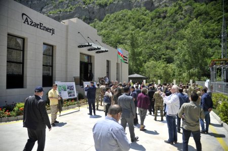 Diplomatik korpusun nümayəndələri Kəlbəcərdə erməni vəhşiliyinin şahidi olublar Diplomatik korpusun nümayəndələri Kəlbəcərdə erməni vəhşiliyinin şahidi olublar
