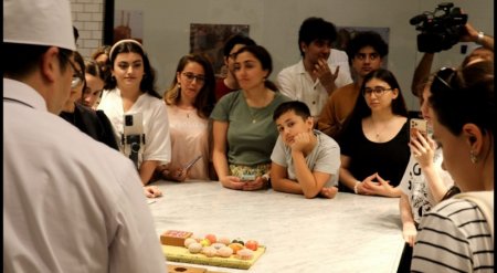 Yaponiyanın ənənəvi şirniyyatının hazırlanması üzrə təqdimat və təlim keçirilib