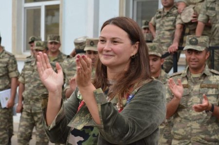 Qənirə Paşayeva Tovuzda hərbçilərimizi Silahlı Qüvvələr Günü münasibətilə təbrik edib Qənirə Paşayeva Tovuzda hərbçilərimizi Silahlı Qüvvələr Günü münasibətilə təbrik edib