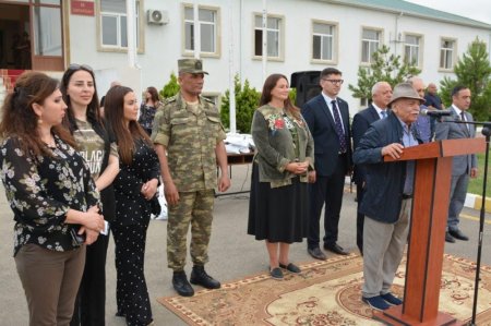 Qənirə Paşayeva Tovuzda hərbçilərimizi Silahlı Qüvvələr Günü münasibətilə təbrik edib Qənirə Paşayeva Tovuzda hərbçilərimizi Silahlı Qüvvələr Günü münasibətilə təbrik edib