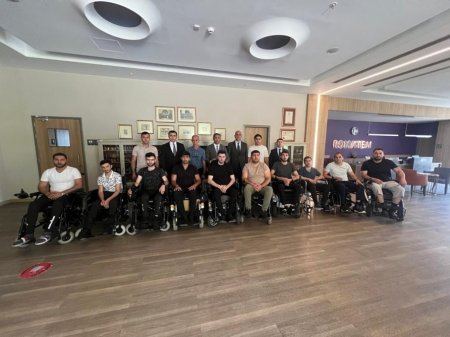 Türkiyədə müalicə olunan qazilərimiz ziyarət olunub