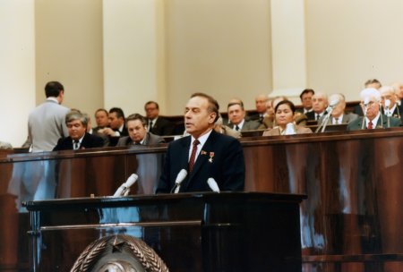 1969-cu ilin iyulundan başlayan Heydər Əliyev yolu Azərbaycanı zəfərdən-zəfərə, zirvədən-zirvəyə aparır 1969-cu ilin iyulundan başlayan Heydər Əliyev yolu Azərbaycanı zəfərdən-zəfərə, zirvədən-zirvəyə aparır