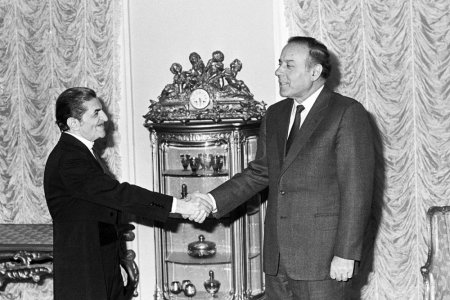 1969-cu ilin iyulundan başlayan Heydər Əliyev yolu Azərbaycanı zəfərdən-zəfərə, zirvədən-zirvəyə aparır 1969-cu ilin iyulundan başlayan Heydər Əliyev yolu Azərbaycanı zəfərdən-zəfərə, zirvədən-zirvəyə aparır