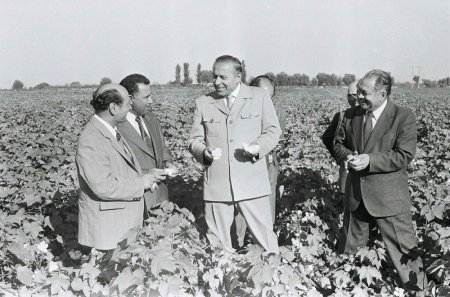 1969-cu ilin iyulundan başlayan Heydər Əliyev yolu Azərbaycanı zəfərdən-zəfərə, zirvədən-zirvəyə aparır 1969-cu ilin iyulundan başlayan Heydər Əliyev yolu Azərbaycanı zəfərdən-zəfərə, zirvədən-zirvəyə aparır