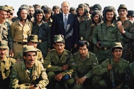 1969-cu ilin iyulundan başlayan Heydər Əliyev yolu Azərbaycanı zəfərdən-zəfərə, zirvədən-zirvəyə aparır 1969-cu ilin iyulundan başlayan Heydər Əliyev yolu Azərbaycanı zəfərdən-zəfərə, zirvədən-zirvəyə aparır