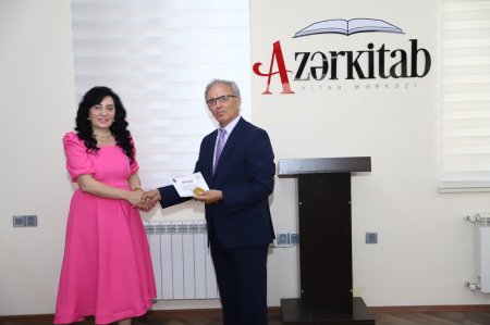“A Media” 22 İyul Milli Mətbuat Günü ilə əlaqədar "Qələmlə Vətənə Xidmət Edənlər" adlı tədbir keçirib. “A Media” 22 İyul Milli Mətbuat Günü ilə əlaqədar "Qələmlə Vətənə Xidmət Edənlər" adlı tədbir keçirib.