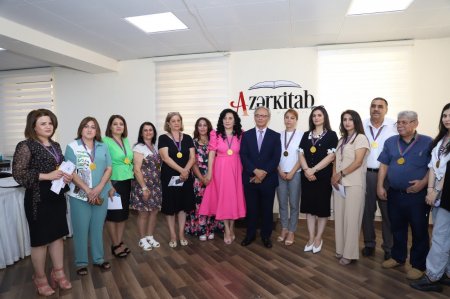 “A Media” 22 İyul Milli Mətbuat Günü ilə əlaqədar "Qələmlə Vətənə Xidmət Edənlər" adlı tədbir keçirib. “A Media” 22 İyul Milli Mətbuat Günü ilə əlaqədar "Qələmlə Vətənə Xidmət Edənlər" adlı tədbir keçirib.