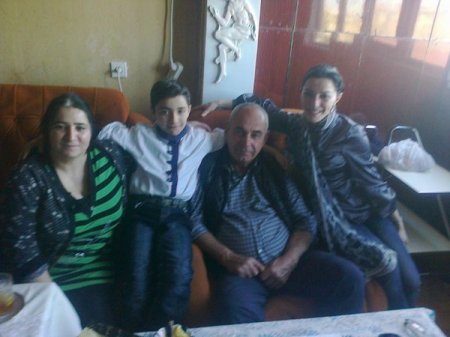 Allah Zöhrə qızımızı xoşbəxt etsin... Allah Zöhrə qızımızı xoşbəxt etsin...