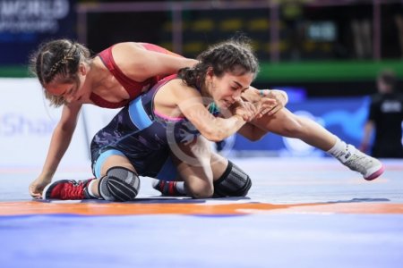 Azərbaycan güləşçisi Ruzanna Məmmədova dünya çempionu olub