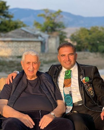 Arif Babayev xanımı ilə birlikdə Şuşada - FOTOLAR
