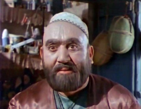 Aktrisanın barmağı sındı, aktyorun başı yarıldı, Mirzə Babayev Məşədi İbadı oynamalı idi – “O, olmasın, bu olsun” filmindən 10 maraqlı fakt Aktrisanın barmağı sındı, aktyorun başı yarıldı, Mirzə Babayev Məşədi İbadı oynamalı idi – “O, olmasın, bu olsun” filmindən 10 maraqlı fakt