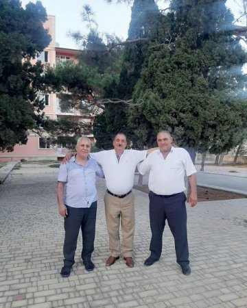 *** SƏSLƏYİR MƏNİ *** Əli Vahid ÇAYLI *** SƏSLƏYİR MƏNİ *** Əli Vahid ÇAYLI