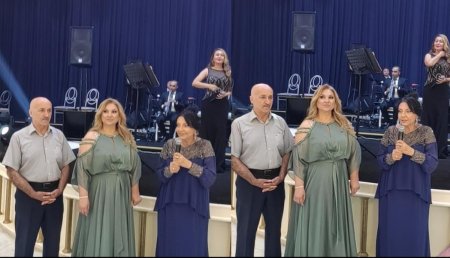 Həmidə Ömərova həyat yoldaşı ilə ilk dəfə görüntüləndi - FOTO Həmidə Ömərova həyat yoldaşı ilə ilk dəfə görüntüləndi - FOTO