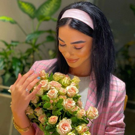 Bu da Nüşabə Musayevanın qızı Elnarə - FOTOLAR Bu da Nüşabə Musayevanın qızı Elnarə - FOTOLAR