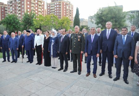 Bakıda Türkiyənin Zəfər bayramı qeyd edilib - FOTOLAR Bakıda Türkiyənin Zəfər bayramı qeyd edilib - FOTOLAR