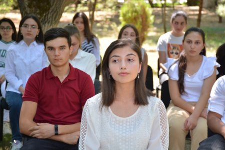 Şamaxıda ali məktəbə qəbul imtahanlarında yüksək nəticə göstərən abituriyentlərlə görüş olub