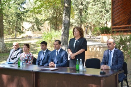 Şamaxıda ali məktəbə qəbul imtahanlarında yüksək nəticə göstərən abituriyentlərlə görüş olub