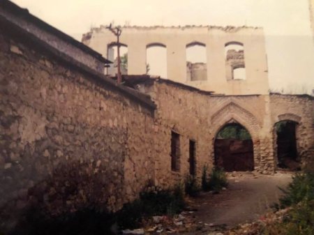 22 il əvvəl Şuşada gizli çəkilmiş FOTOLAR 22 il əvvəl Şuşada gizli çəkilmiş FOTOLAR