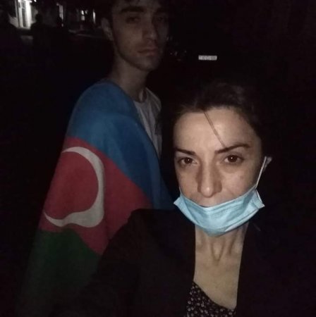 Ümummilli liderimiz, Ulu Öndərimiz Heydər Əlirza oğlu Əliyev demişdir : "mən fəxr edirəm ki, azərbaycanlıyam" Ümummilli liderimiz, Ulu Öndərimiz Heydər Əlirza oğlu Əliyev demişdir : "mən fəxr edirəm ki, azərbaycanlıyam"