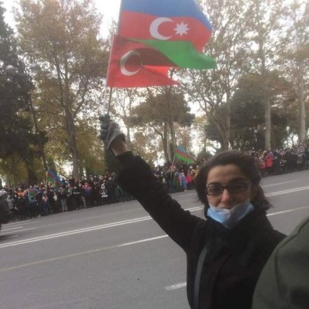 Ümummilli liderimiz, Ulu Öndərimiz Heydər Əlirza oğlu Əliyev demişdir : "mən fəxr edirəm ki, azərbaycanlıyam" Ümummilli liderimiz, Ulu Öndərimiz Heydər Əlirza oğlu Əliyev demişdir : "mən fəxr edirəm ki, azərbaycanlıyam"