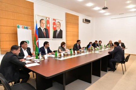 Gənclər və idman naziri Fərid Qayıbov Göyçay və Ağdaş rayonlarının sakinləri ilə görüşüb