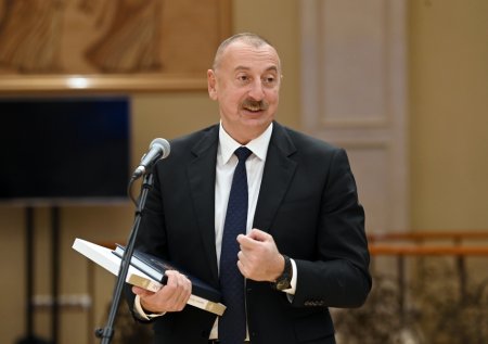 Qırğızıstan Prezidenti Sadır Japarovun adından Azərbaycan Prezidenti İlham Əliyevin şərəfinə rəsmi qəbul təşkil edilib YENİLƏNƏCƏK