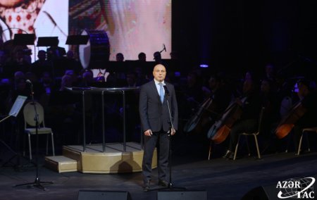 Müslüm Maqomayevin 80 illiyi münasibətilə konsert proqramı təşkil olunub Müslüm Maqomayevin 80 illiyi münasibətilə konsert proqramı təşkil olunub