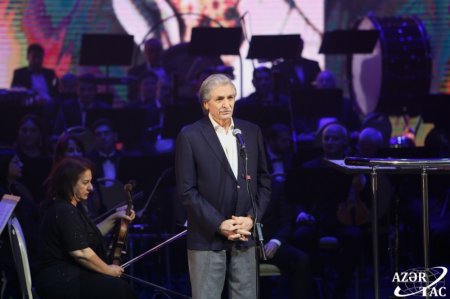 Müslüm Maqomayevin 80 illiyi münasibətilə konsert proqramı təşkil olunub Müslüm Maqomayevin 80 illiyi münasibətilə konsert proqramı təşkil olunub