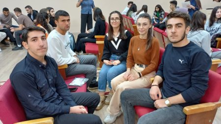 ADPU-nun Quba filialında Konstitusiya Günü münasibətilə intellektual yarış təşkil edilib ADPU-nun Quba filialında Konstitusiya Günü münasibətilə intellektual yarış təşkil edilib