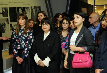 Azərbaycan Milli Xalça Muzeyinin yaranmasının 55 illiyi qeyd edilib