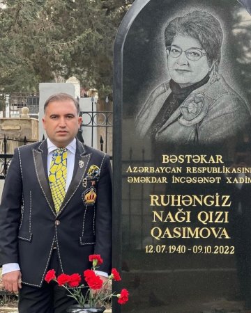 Ruhəngiz Qasımovanın məzar daşı - FOTOLAR