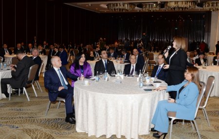 Ədliyyə işçilərinin peşə bayramına həsr olunan ictimai təqdimat keçirilib - FOTOLAR Ədliyyə işçilərinin peşə bayramına həsr olunan ictimai təqdimat keçirilib - FOTOLAR